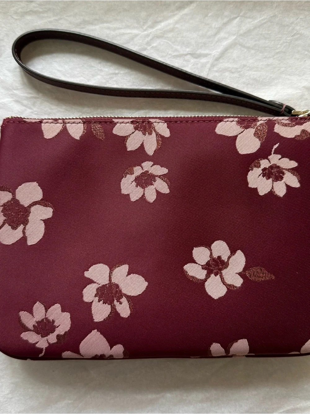 kate spade sleek zip
